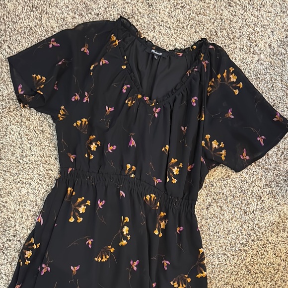 Madewell Dresses & Skirts - Madewell Georgette dress